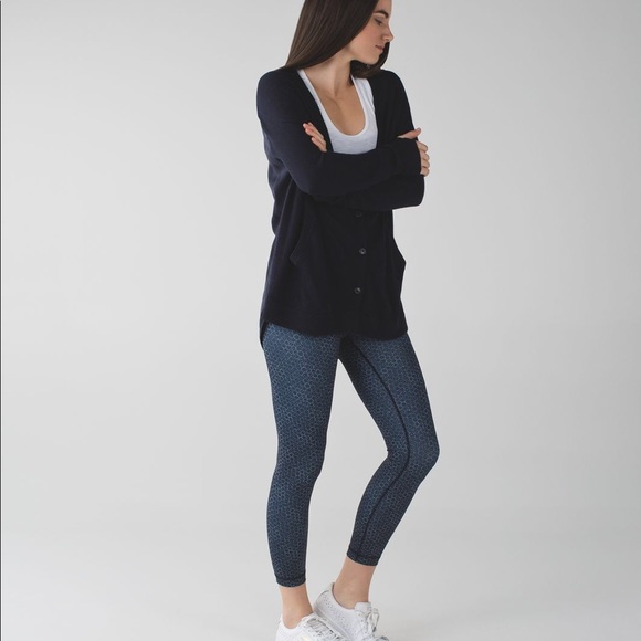 Lululemon High Times 7/8 in star pixel naval blue - Picture 2 of 5